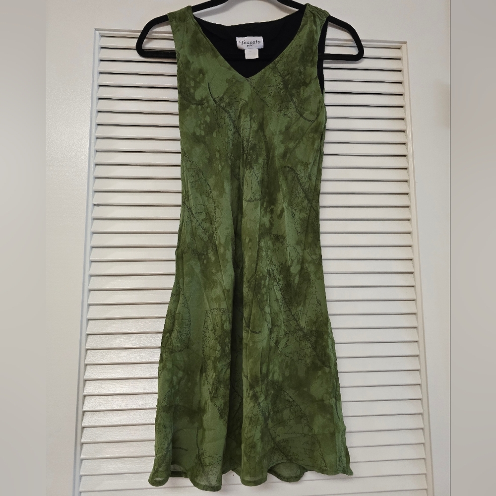 Tessuto - Bohemian Green Leaf Pattern Sleeveless Dress With Black Lining